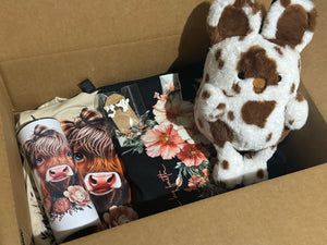 Large Easter Highland Cow Box